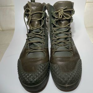 Nike ACG LUNAR TERRA ARKTOS SP Boots